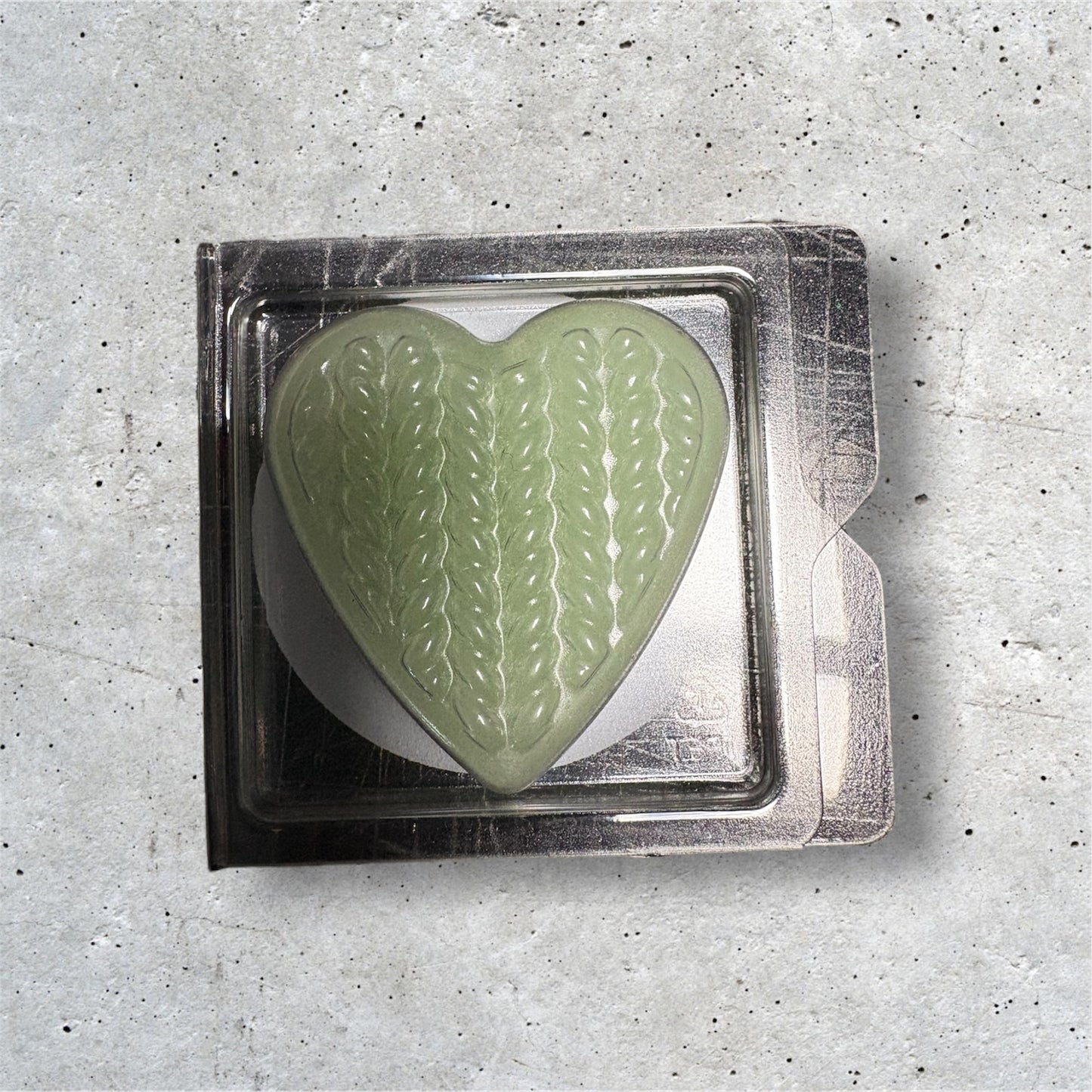 Wax Melt Heart Clamshells