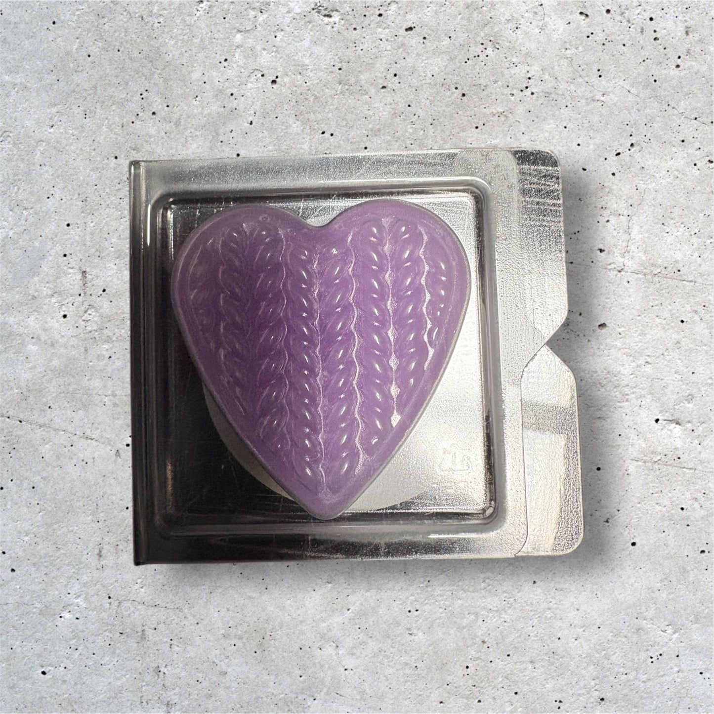 Wax Melt Heart Clamshells